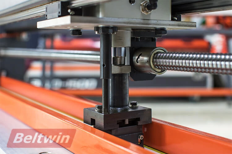 Conveyor Belts Fingers punching machine  Cutting Machine TC1000