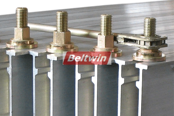 Heavy Duty Sectional Hot Vulcanizing Press with Water Cooling System