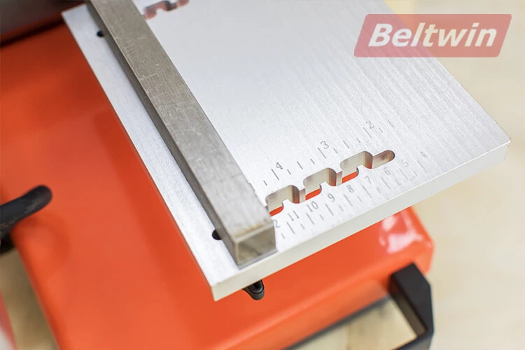 Conveyor Belt Ply Separator