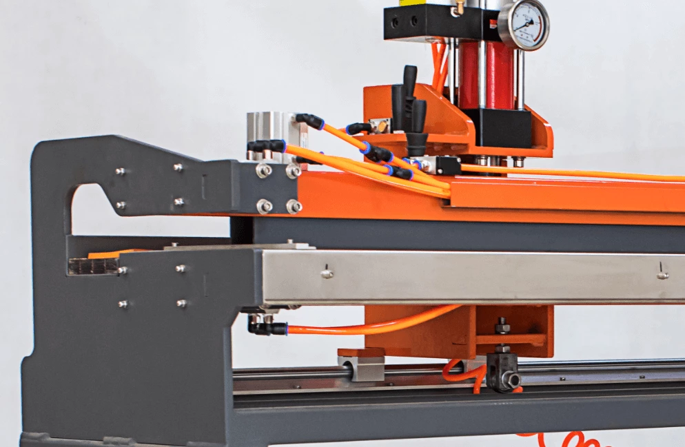 Pneumatic  Finger  Punch For Conveyor Belt TA1000-2100