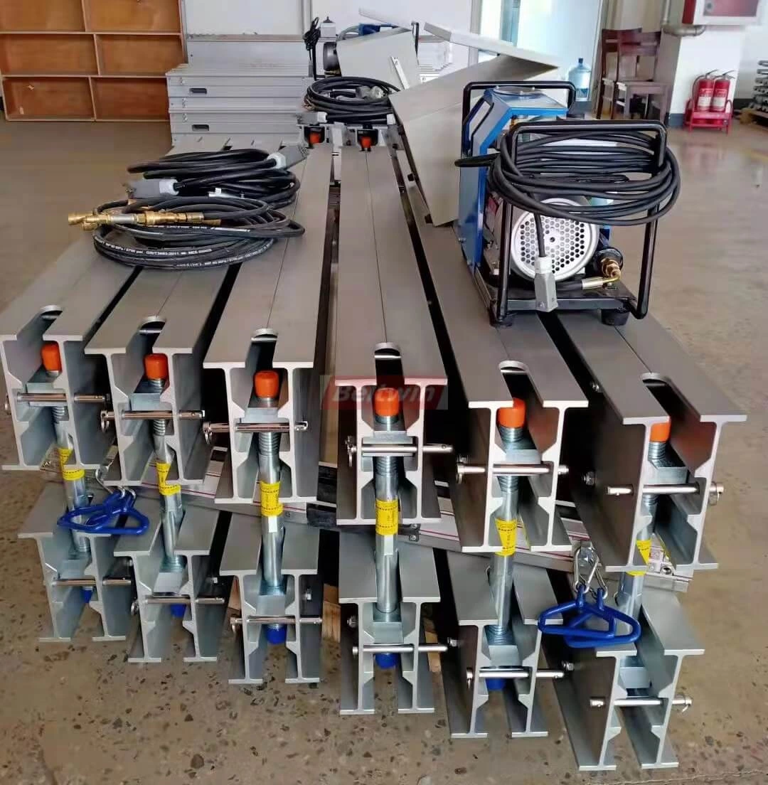 2 Sets Vulcanizer Delivery Picture–1200mm width with heat plate size 690*1380mm And 1400mm width with 1220*1600mm