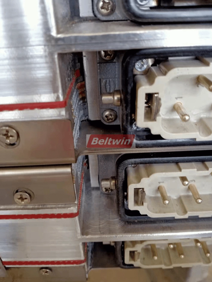 Vulcanizer heating plate 710*1420mm 22degree with pressure bag and pressure compensation plate,suit to Almex sectional vulcanizer,ship to Australia.