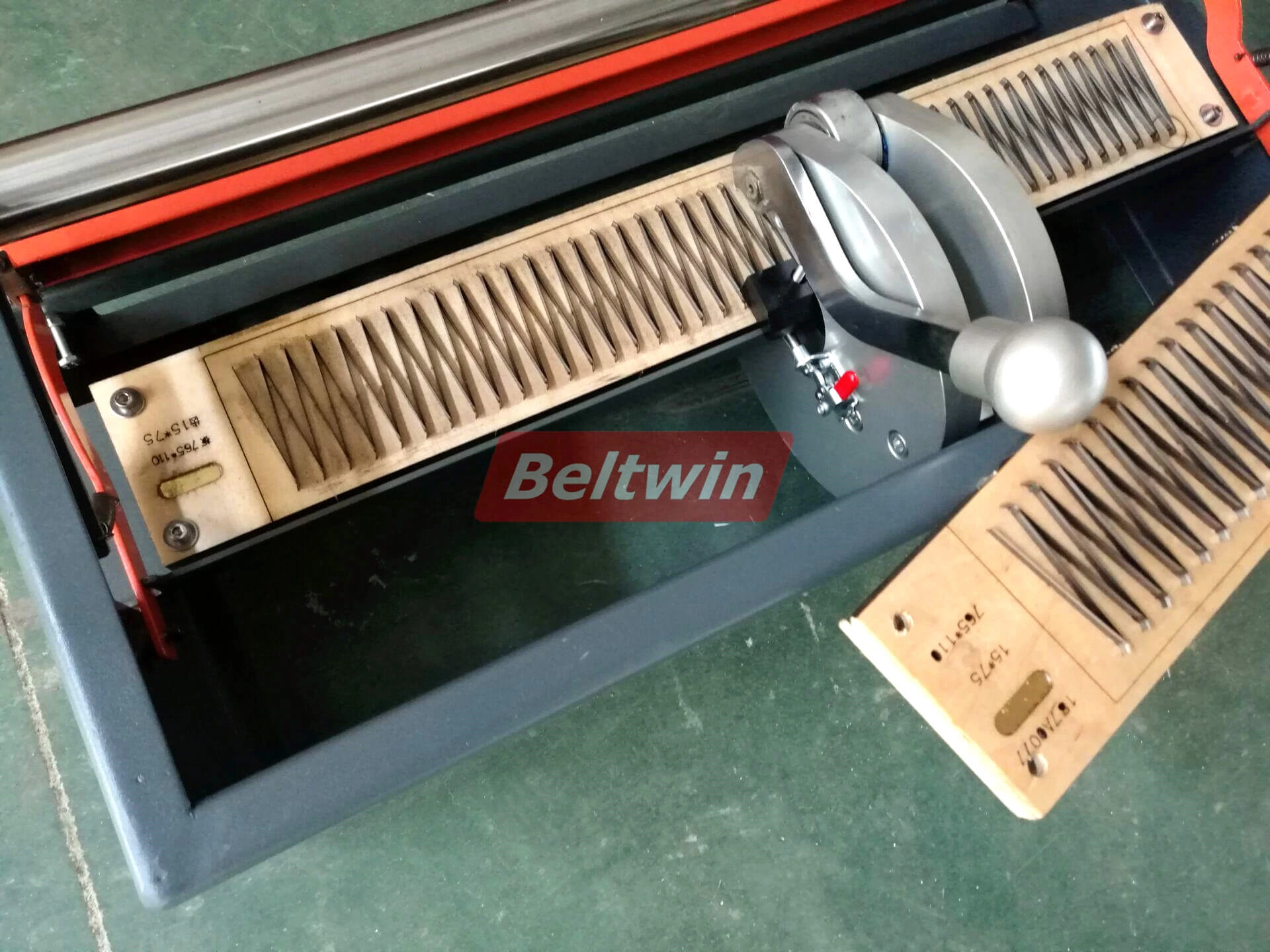 Beltwin manual finger puncher,belt slitter 600 and ply separator well finished,urgent delivery to Australia!!