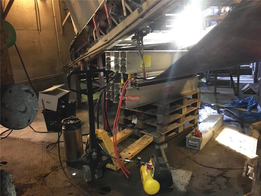 Rubber belt vulcanizer in Norway