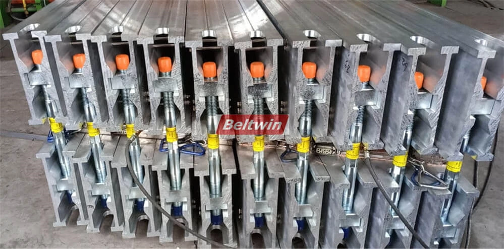 3000mm Wide Steel Cord Rubber Conveyor Belt Vulcanizer DSLQ-S
