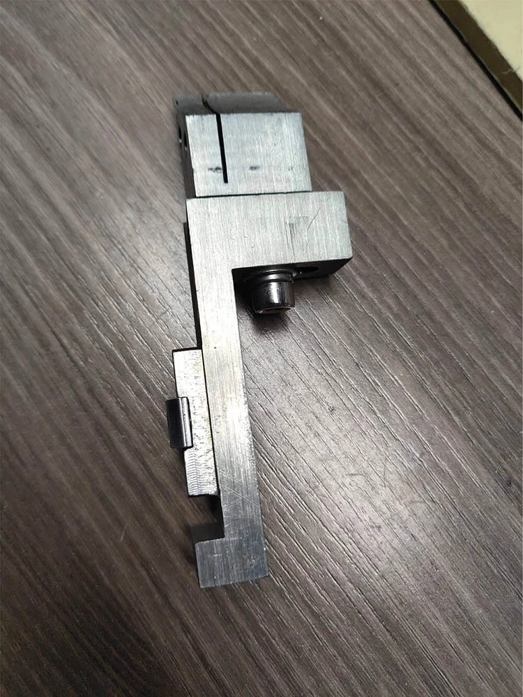 Conveyor Belt Ply Separator