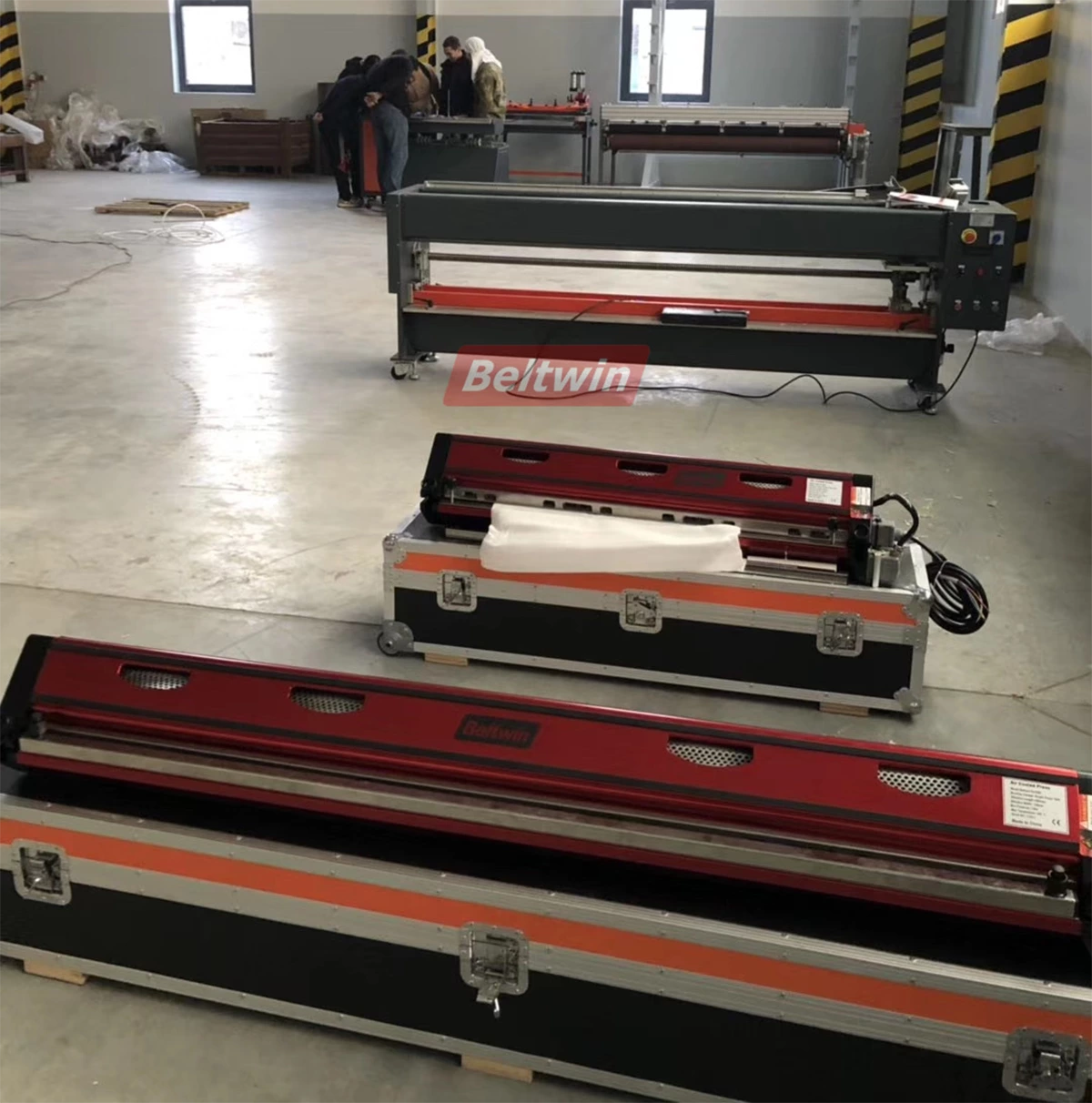 Why Choose Automatic Finger Puncher For Punching Fingers On PVC/PU Belts?