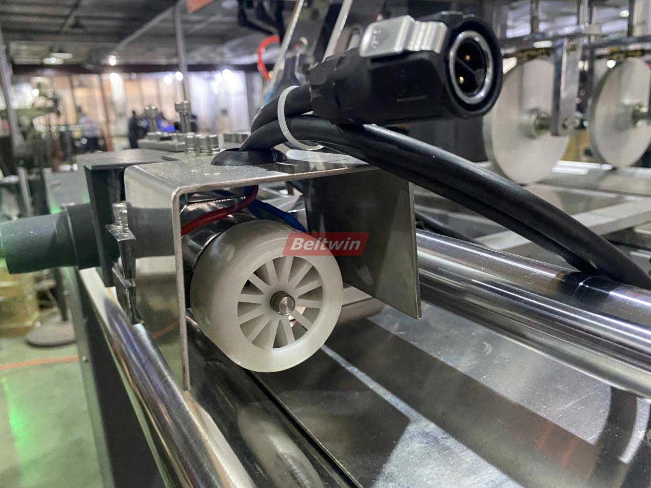 PVC PU Conveyor Belt Guide Welding Press Work with Two Hot Air Guns QB2000H (High Version )