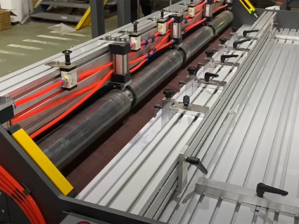 Beltwin European type conveyor belt PVC/PU Rubber belt slitter cutting machine with winder