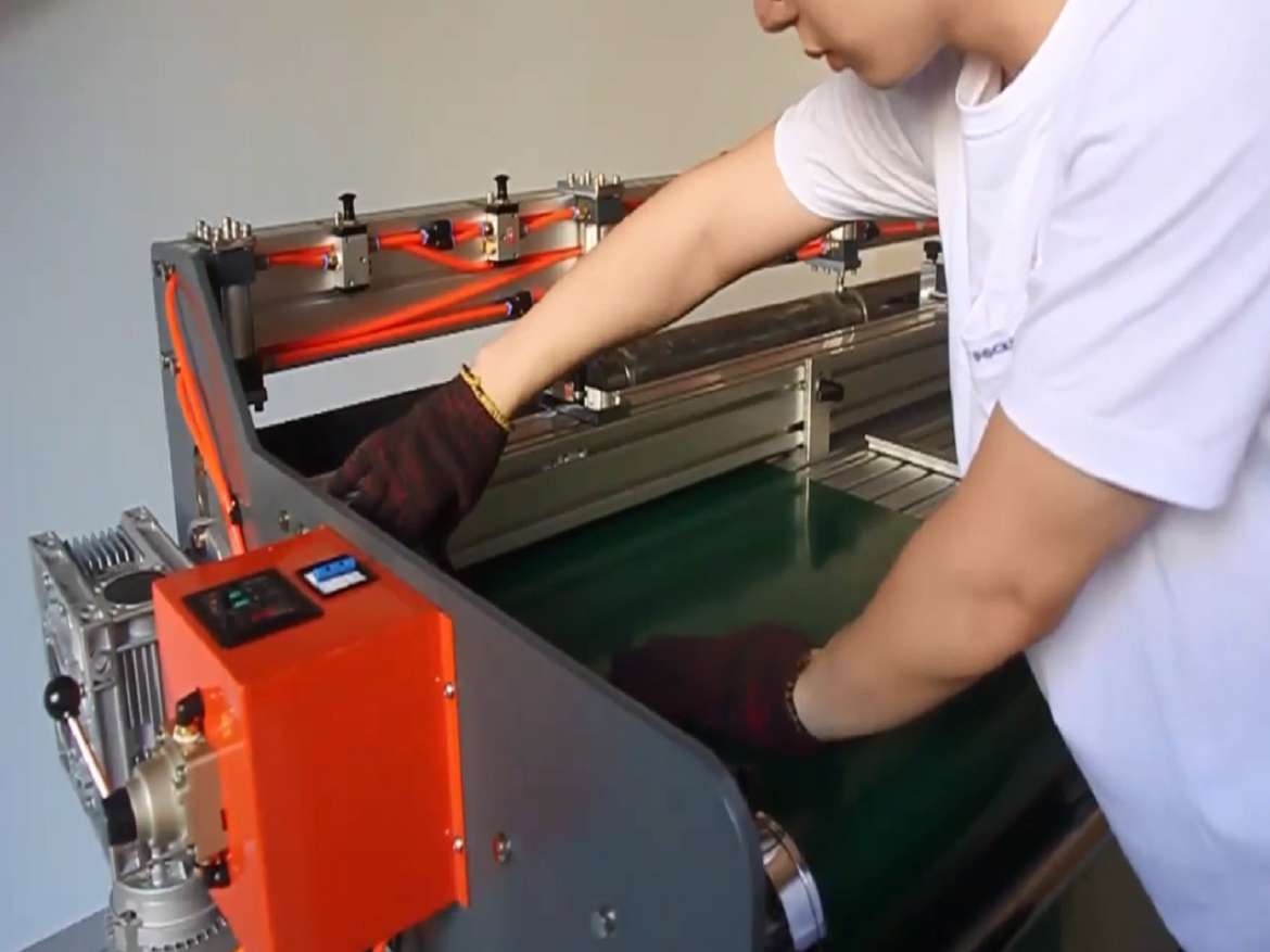 How do you cut PVC conveyor belt?