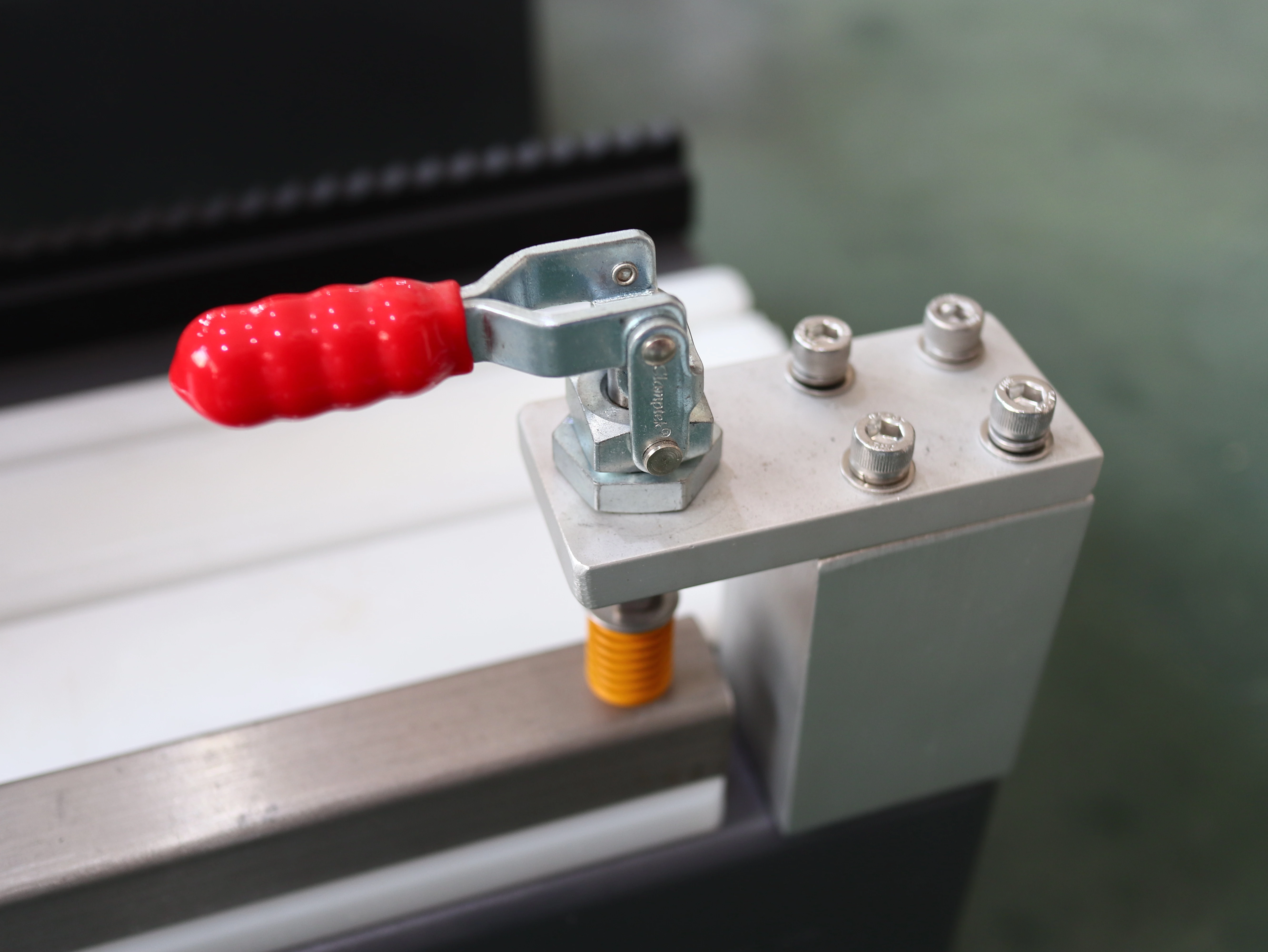 Heavy Duty Punch Machine TC1000H - 1600H