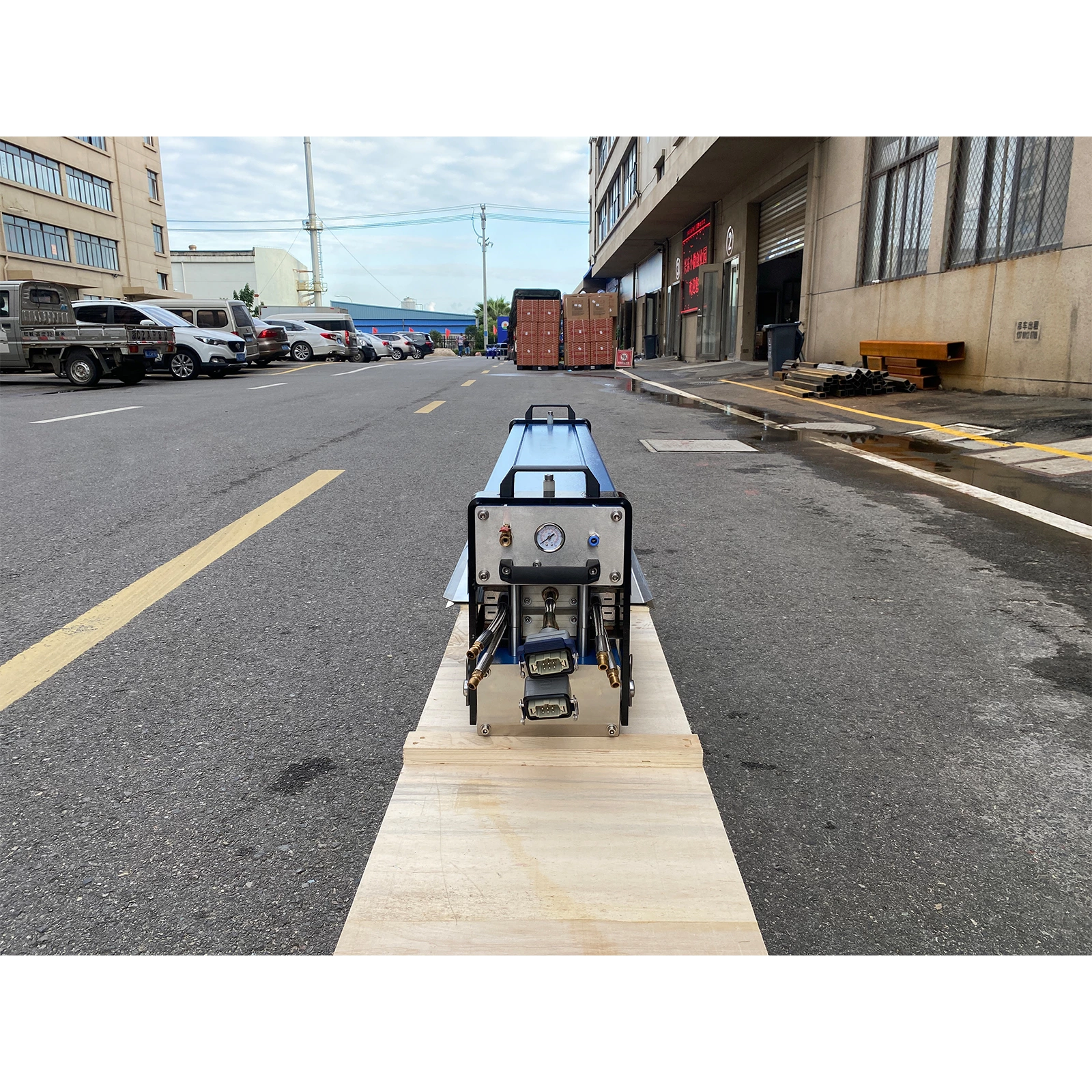 Water Cooled Conveyor Aluminum Alloy Body PVC PU Belt Water Cooling Press PB1100-2100(200)