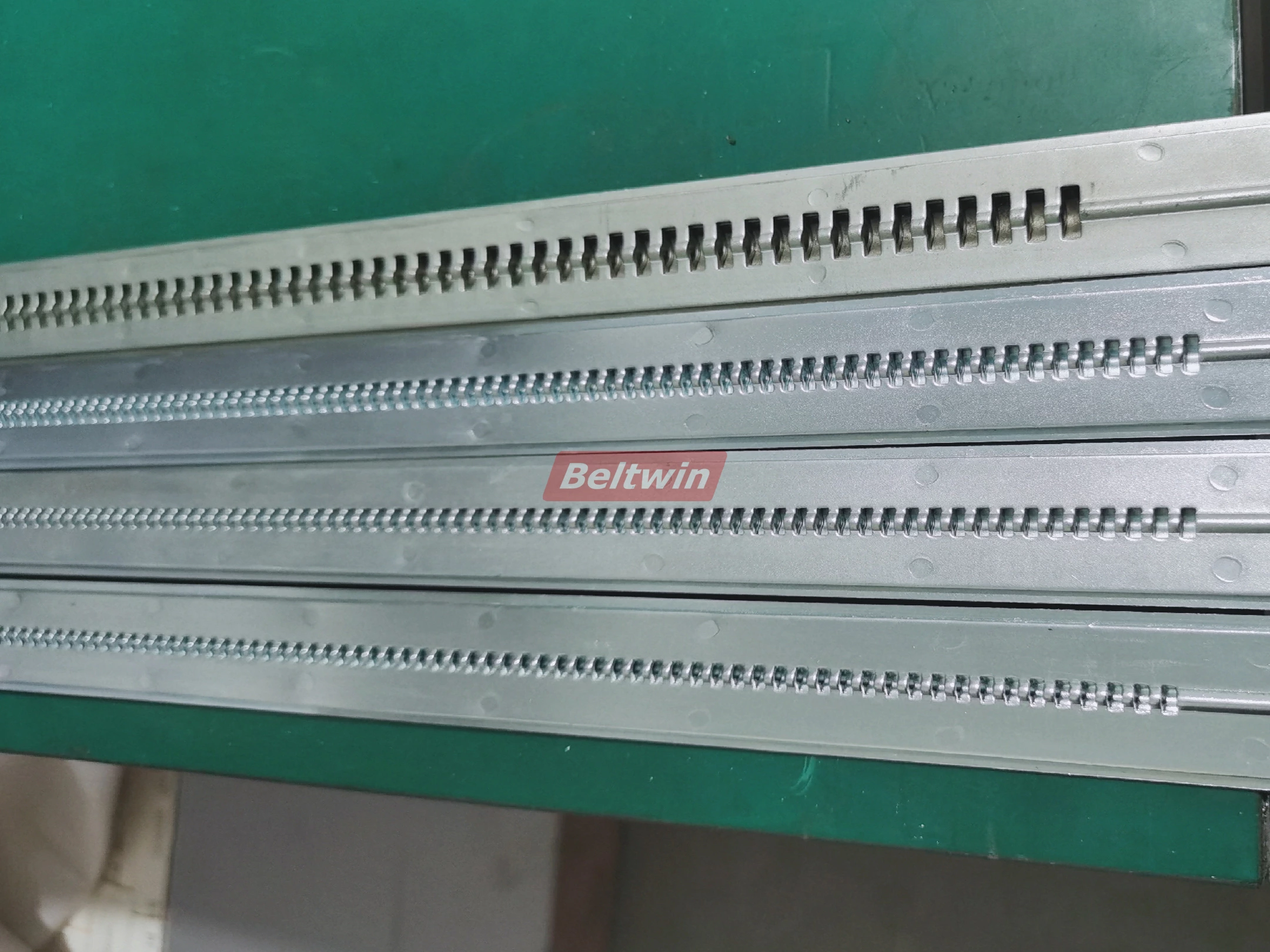 Manual Roller Lacer for conveyor belt mechanical splice TCD350-TCD1500