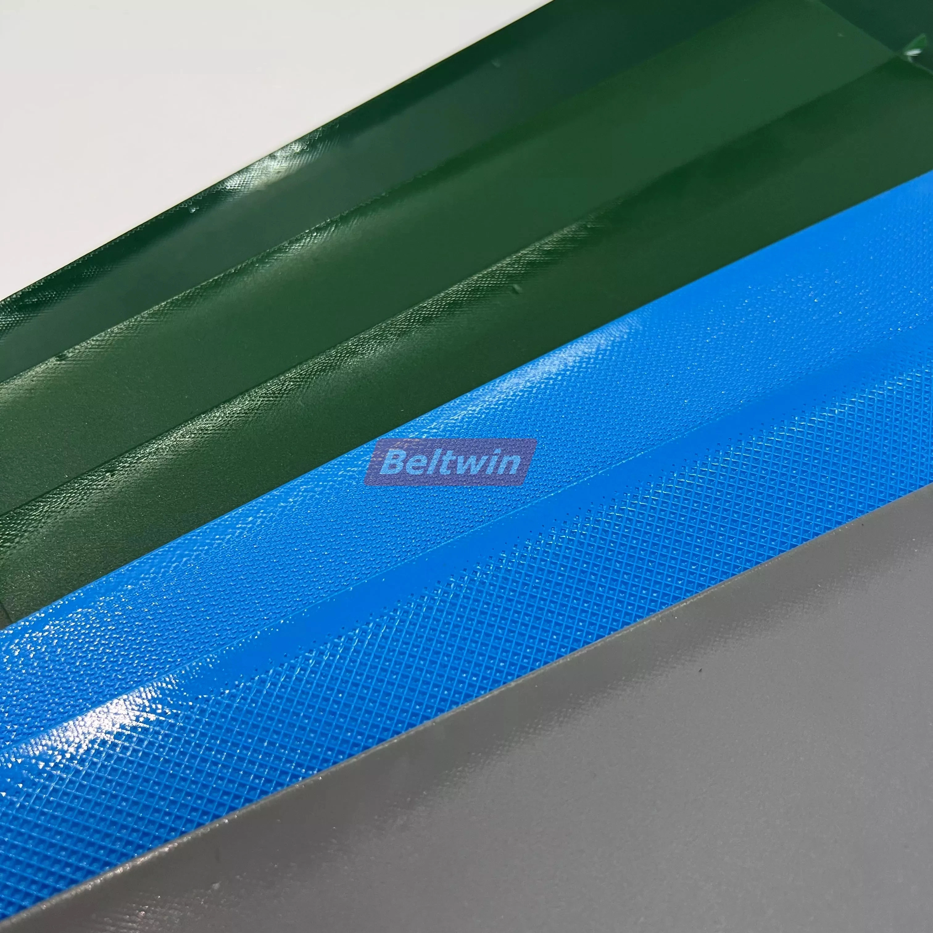 What are the advantages of the PVC PU belt edge sealing machine?