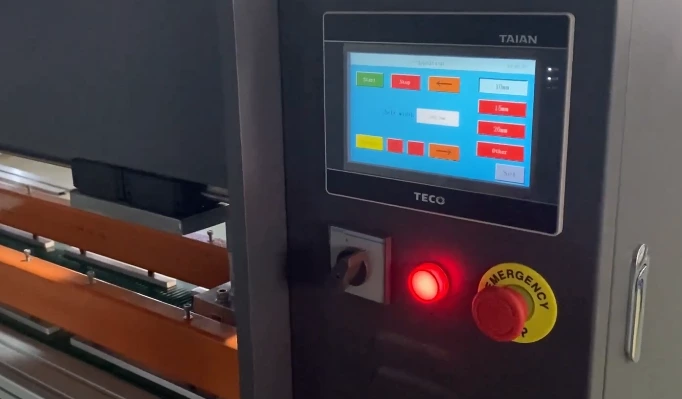 Conveyor Belts Fingers punching machine  Cutting Machine TC1000