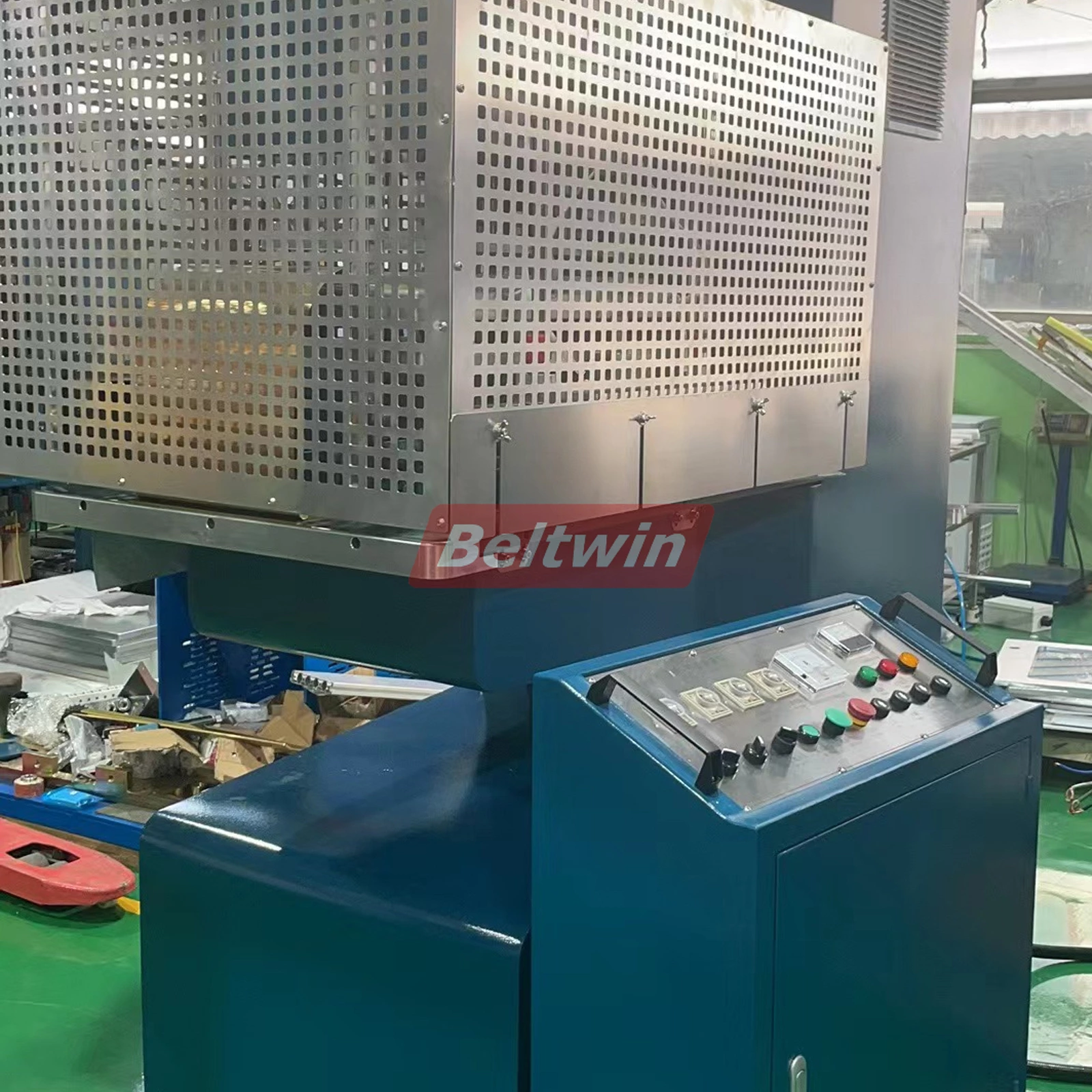 QA-2000 High-Freq Welder Tool – PVC/PU Belt Cleats, V-Guides & Sidewalls