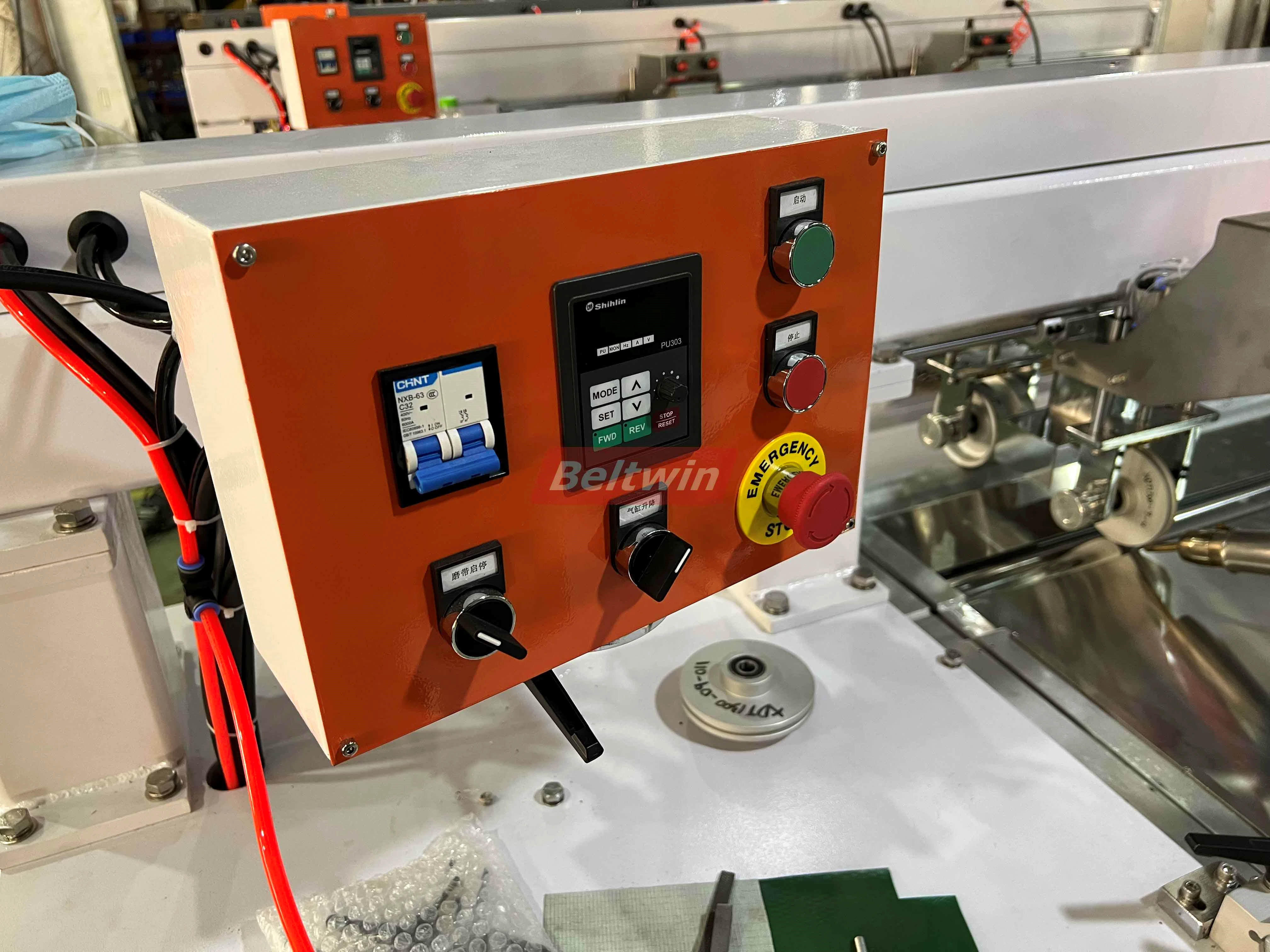 Rotate Guide Welding Machine QB1300H-2000H (European Version)