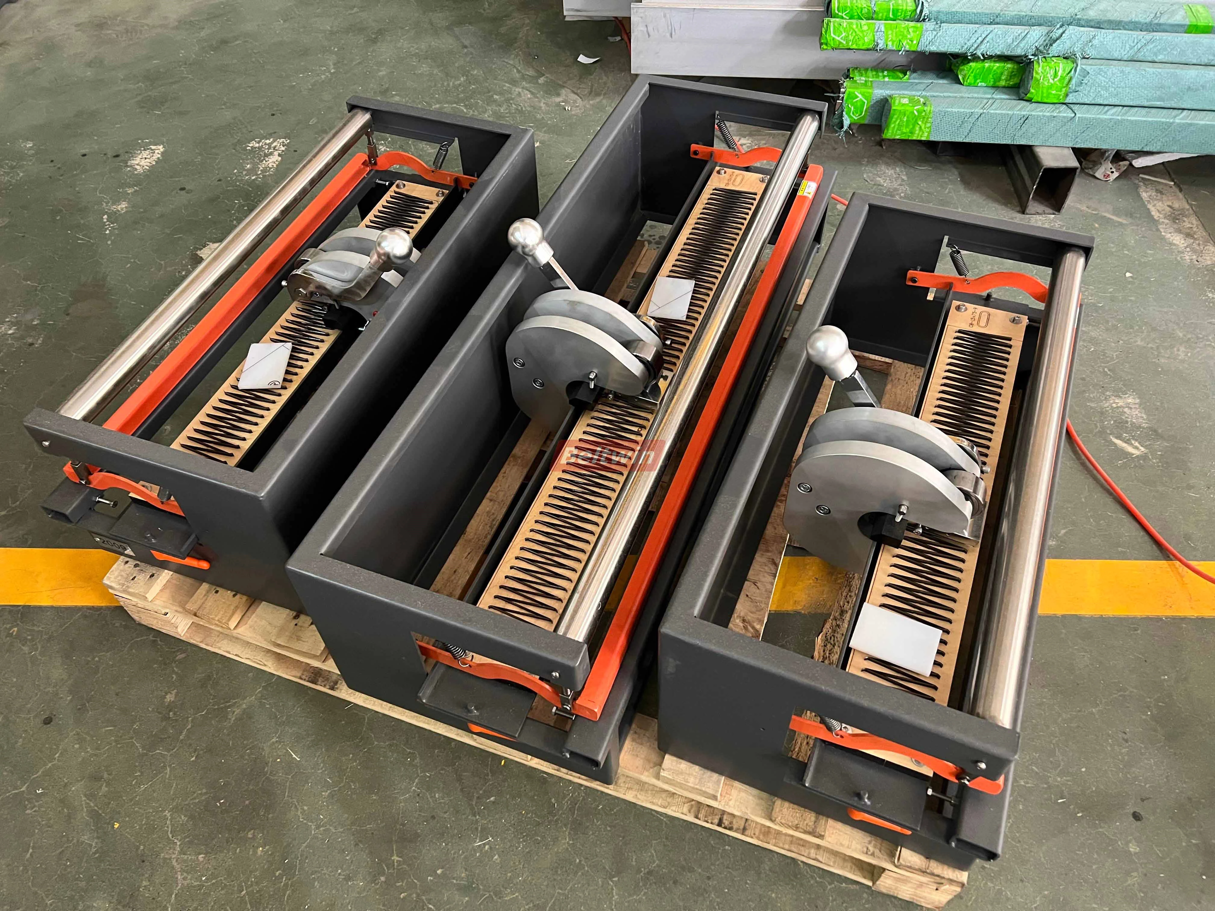 Beltwin Easy Operation Machine Manual Finger Puncher For PVC PU Belt TC300-1500