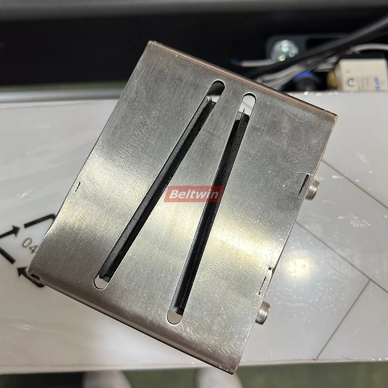 High quailty  Automatic  PU PVC Conveyor  Belt Finger Punch  Machine TB1000-4000