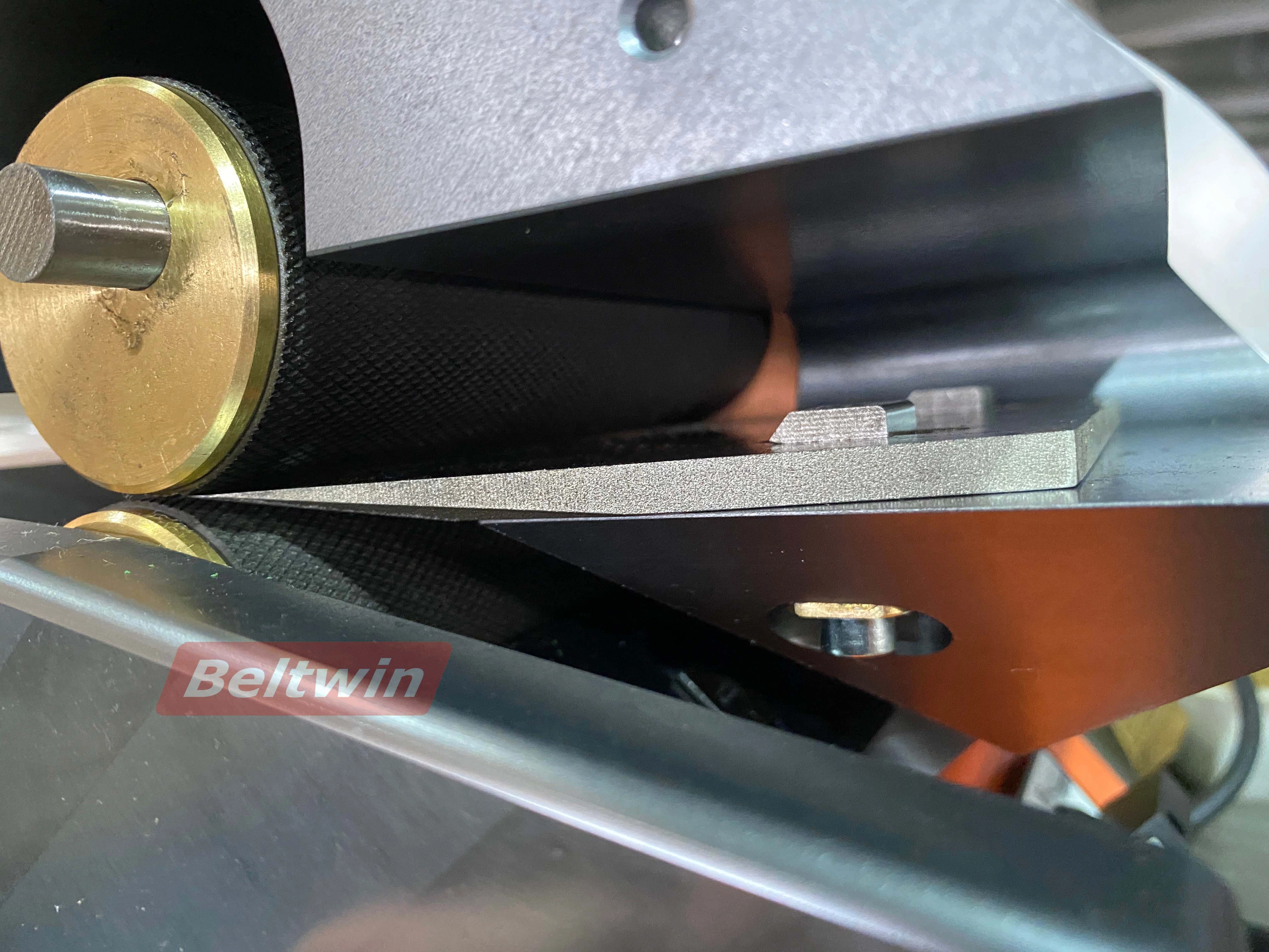 European Type High Precision Ply Separator Used For PVC PU Belt SC130